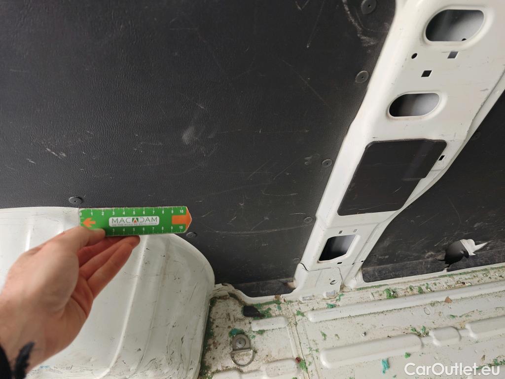  Peugeot  Boxer PEUGEOT  / 2014 / 4P / furgón 335 L2H2 BlueHDi 96KW (130CV) #33