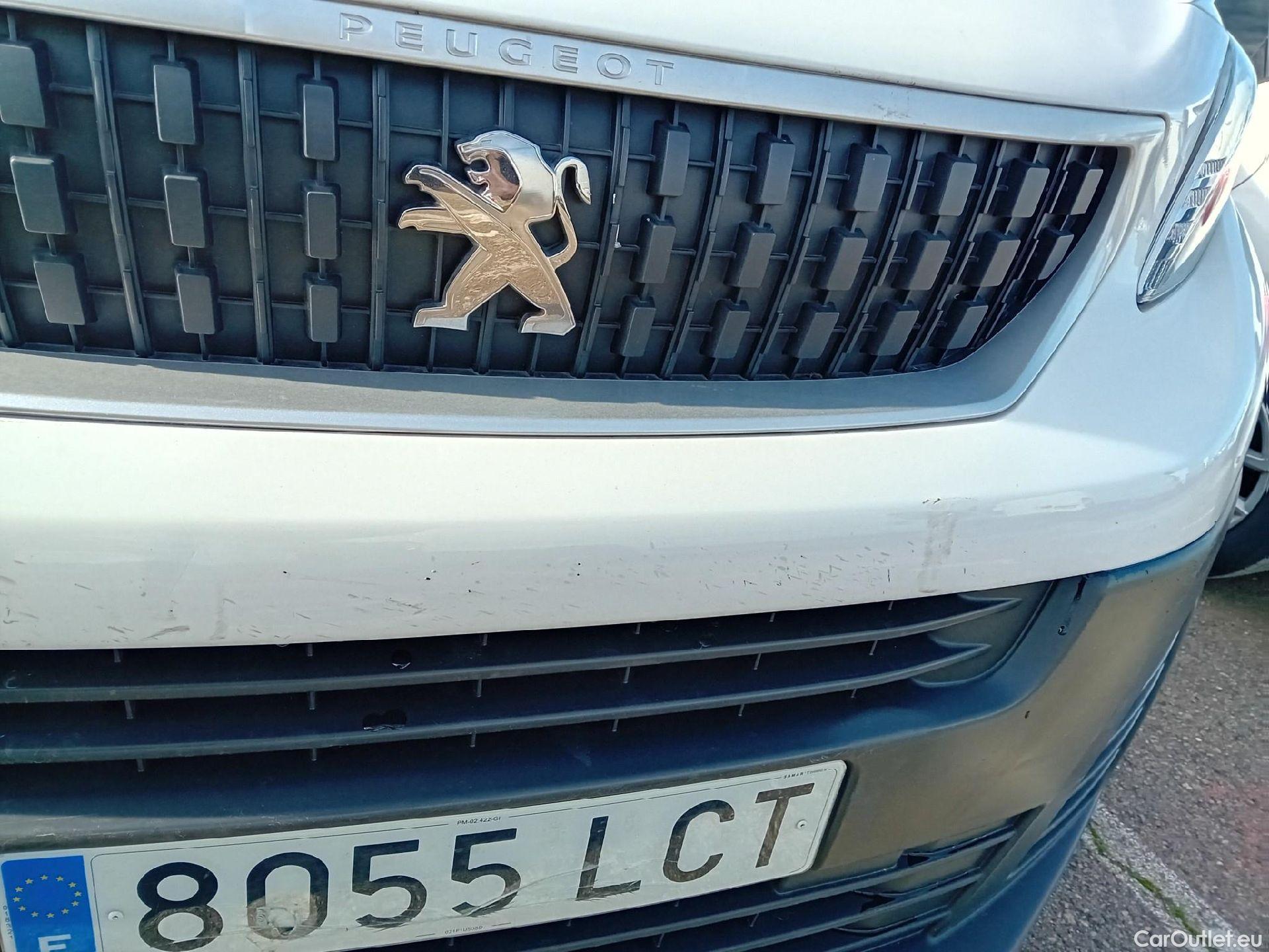  Peugeot  Expert PEUGEOT  / 2016 / 4P / furgón Furgón Pro 2.0 BlueHDi 120 S&S Standard (CX) #6