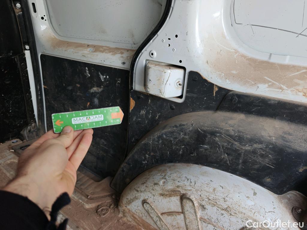  Renault  Kangoo RENAULT  FURGÓN VU 3p 2G furgón deriv Profesional 2014 dCi 75 Gen5 #111