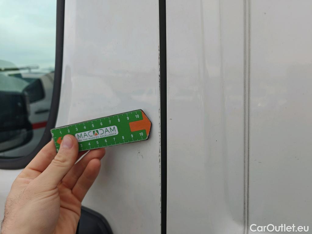  Peugeot  Boxer PEUGEOT  / 2014 / 4P / furgón 335 L2H2 BlueHDi 96KW (130CV) #44