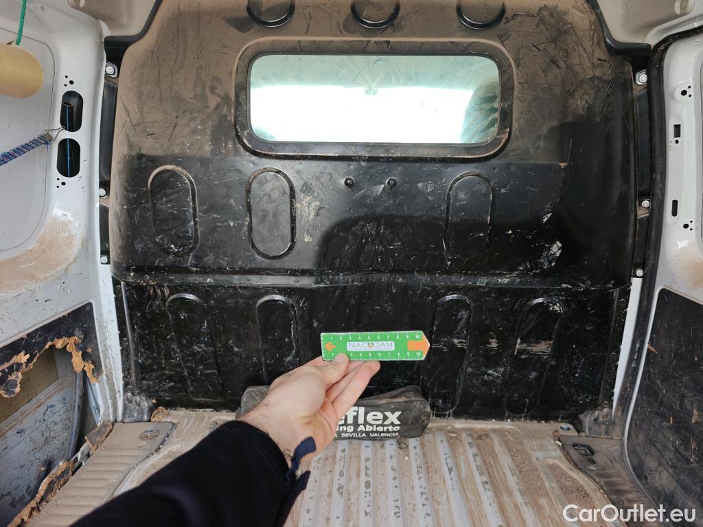  Renault  Kangoo RENAULT  FURGÓN VU 3p 2G furgón deriv Profesional 2014 dCi 75 Gen5 #83