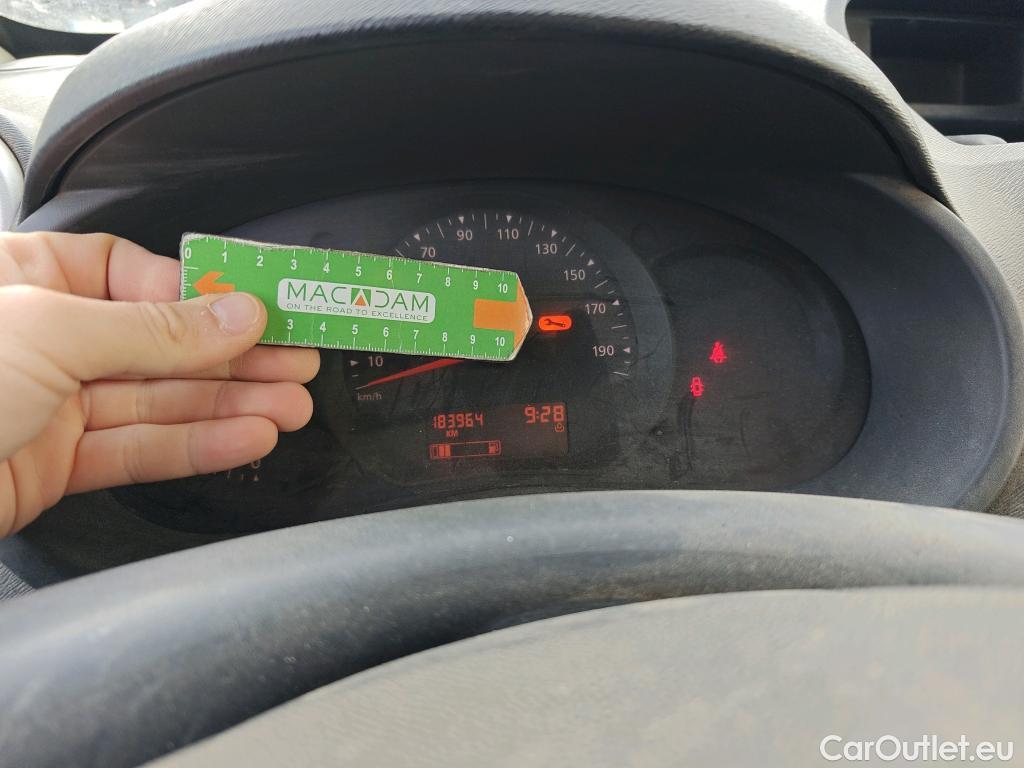  Renault  Kangoo RENAULT  FURGÓN VU 3p 2G furgón deriv Profesional 2014 dCi 75 Gen5 #135