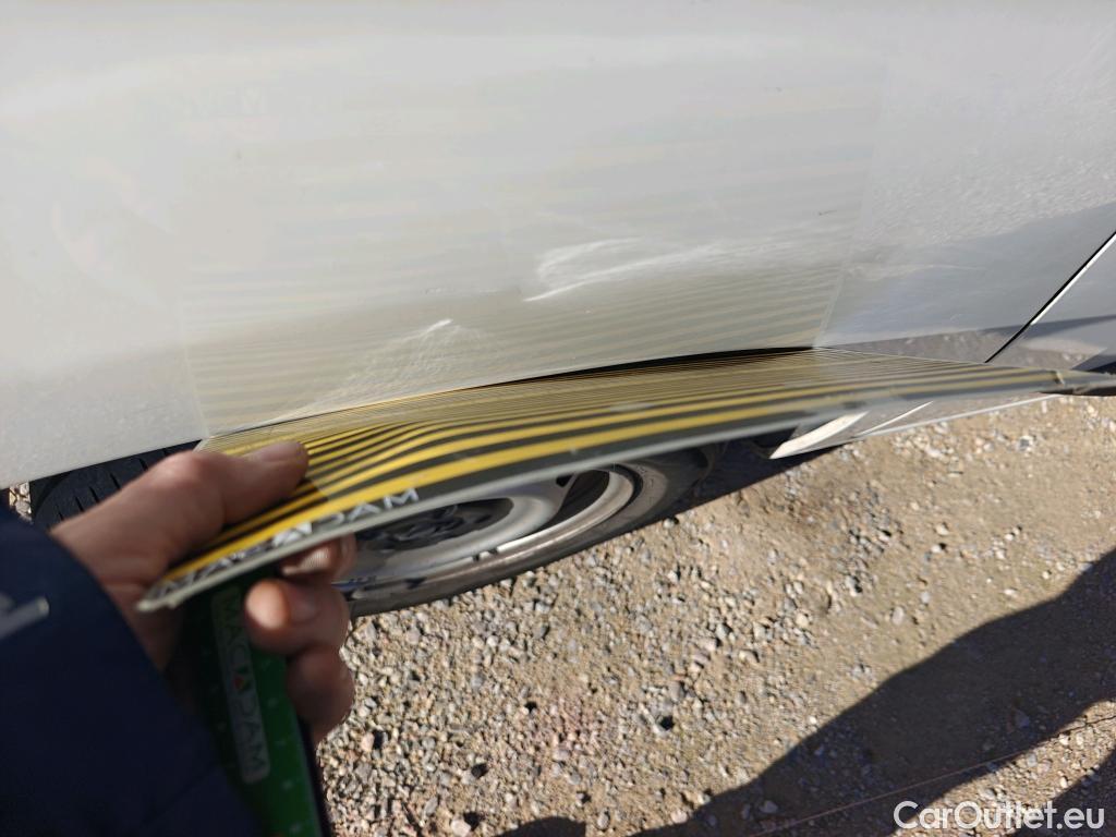  Opel  Combo OPEL  / 2018 / 3P / furgón derivado de turismo 1.6 TD S/S 74kW (100CV) Express L H1 650 #9