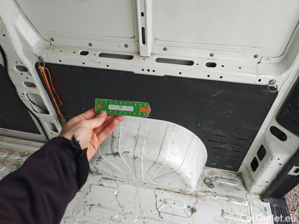  Peugeot  Boxer PEUGEOT  / 2014 / 4P / furgón 335 L2H2 BlueHDi 96KW (130CV) #34