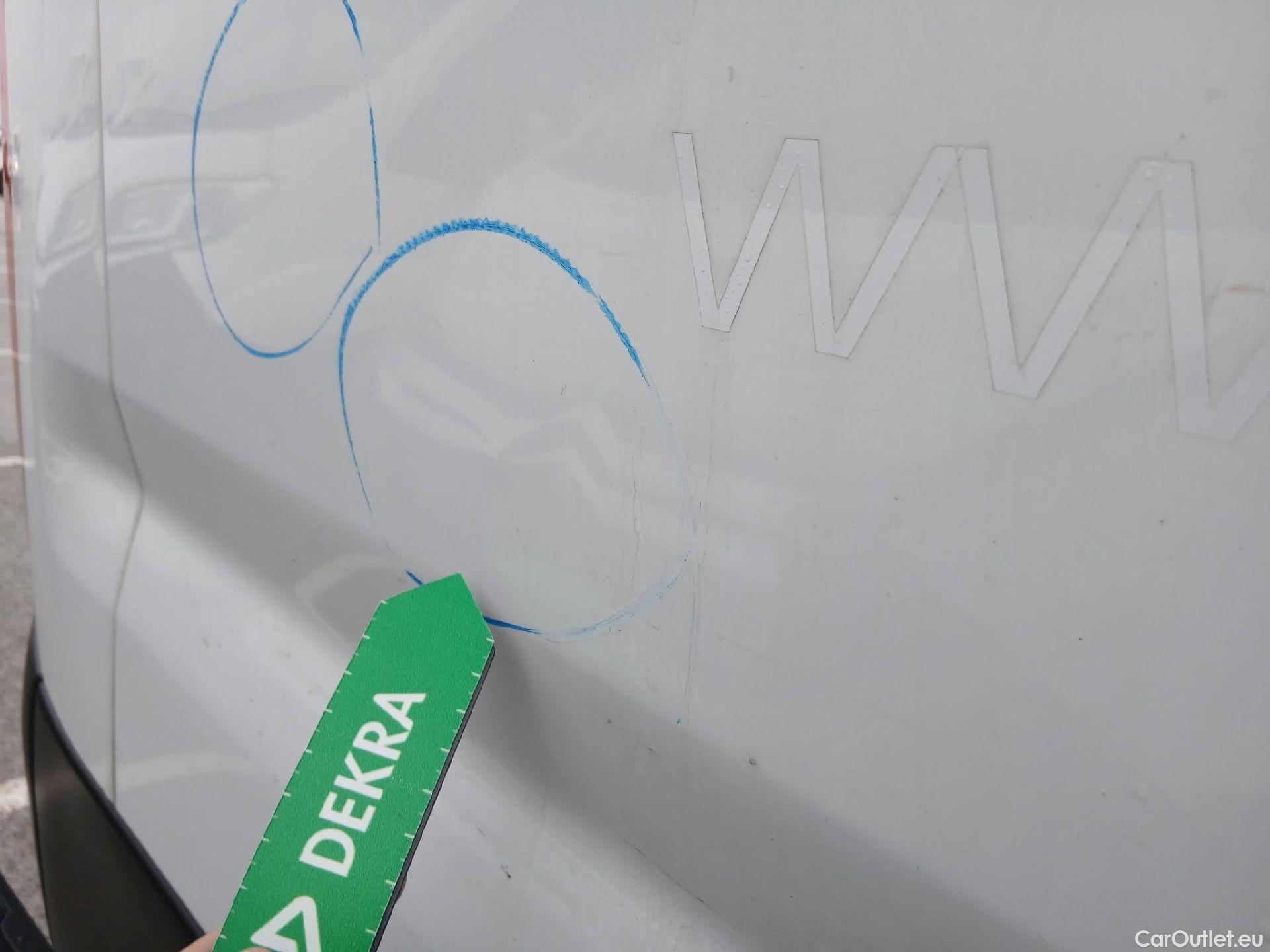  Opel  Movano OPEL  / 2021 / 4P / Furgón Base L2H2 3.5T 2.2 BHDi 103kW #26