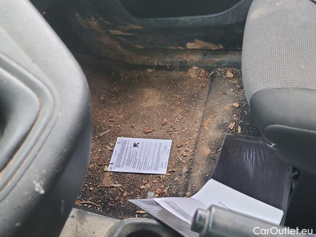  Peugeot  RIFTER PEUGEOT  / 2018 / 4P / combi Access Standard BlueHDi 73kW (AC) #53