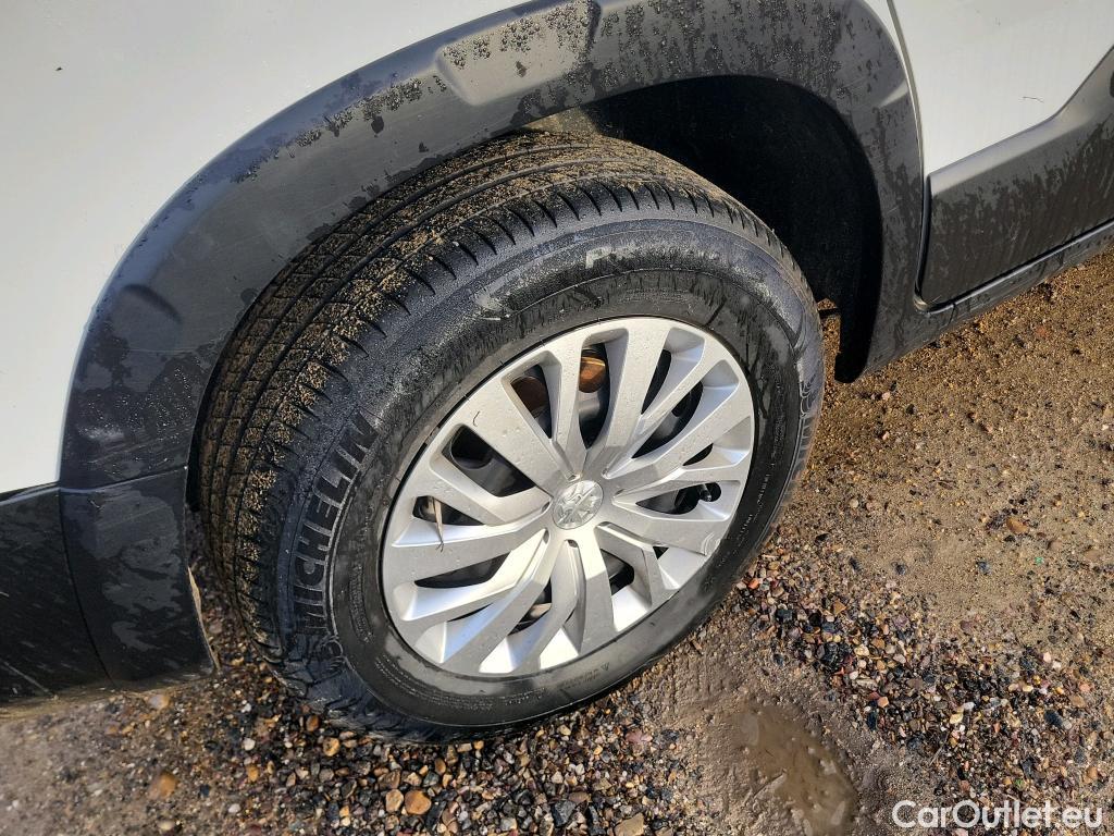  Peugeot  RIFTER PEUGEOT  / 2018 / 4P / combi Access Standard BlueHDi 73kW (AC) #24