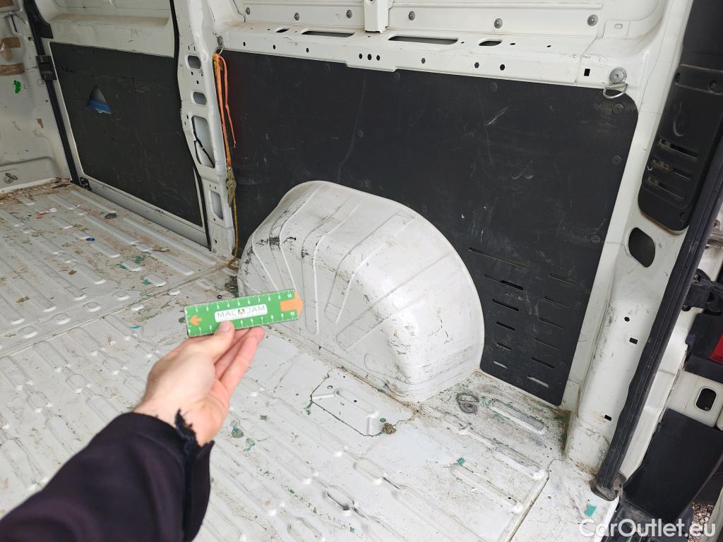  Peugeot  Boxer PEUGEOT  / 2014 / 4P / furgón 335 L2H2 BlueHDi 96KW (130CV) #22