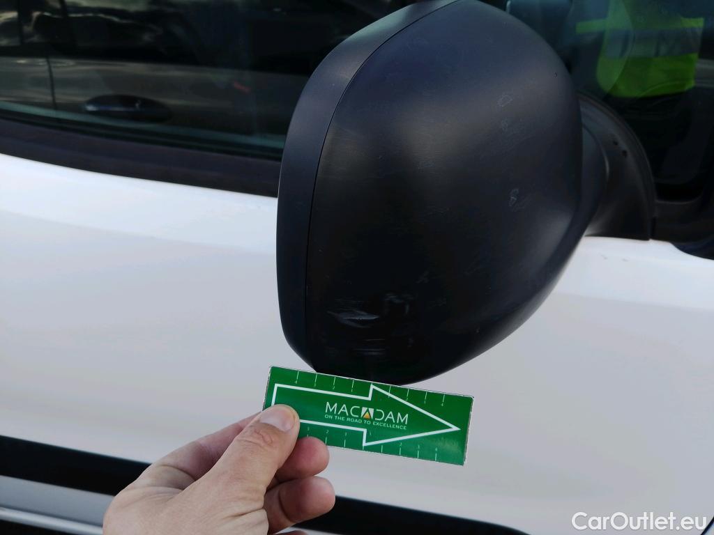  Peugeot  Partner PEUGEOT  / 2015 / 4P / combi TEPEE Access 1.6 BlueHDi 55KW (75CV) #42