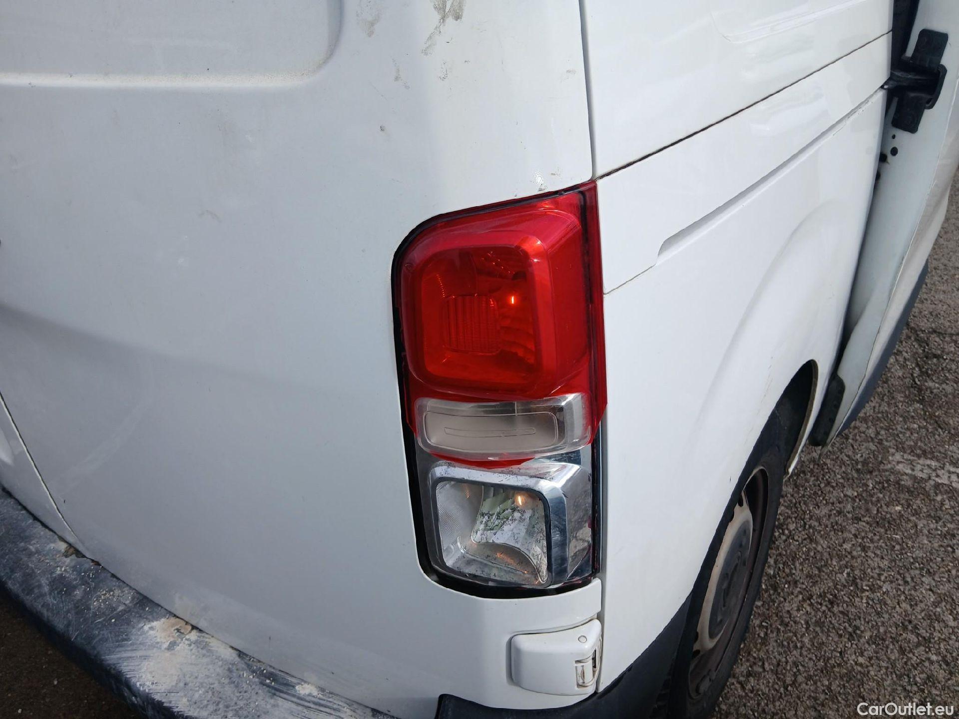  Opel  Vivaro OPEL  / 2019 / 4P / furgón 1.5 Diésel 88kW (120CV) M Std Select #39