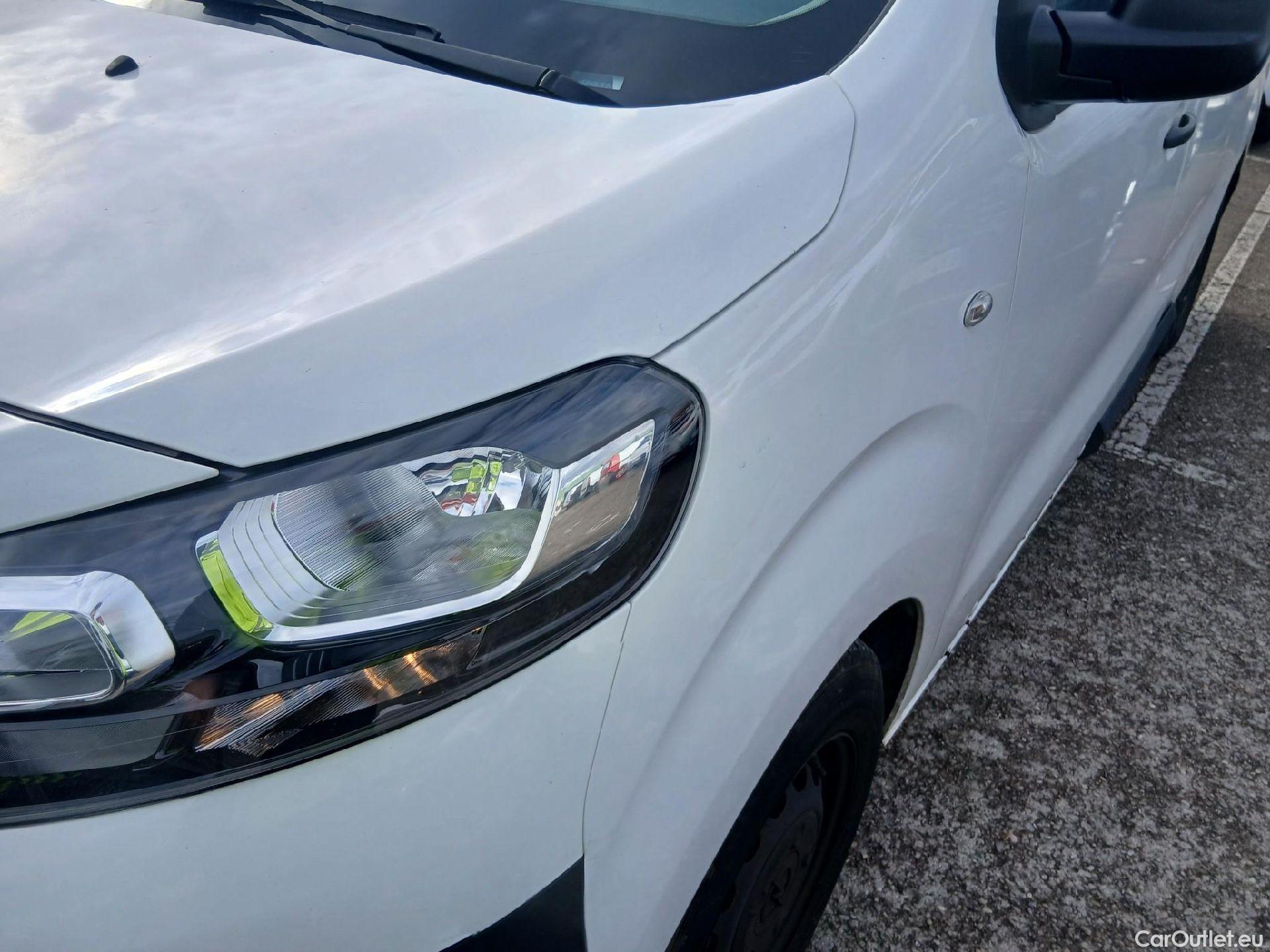  Opel  Vivaro OPEL  / 2019 / 4P / furgón 1.5 Diésel 88kW (120CV) M Std Select #12