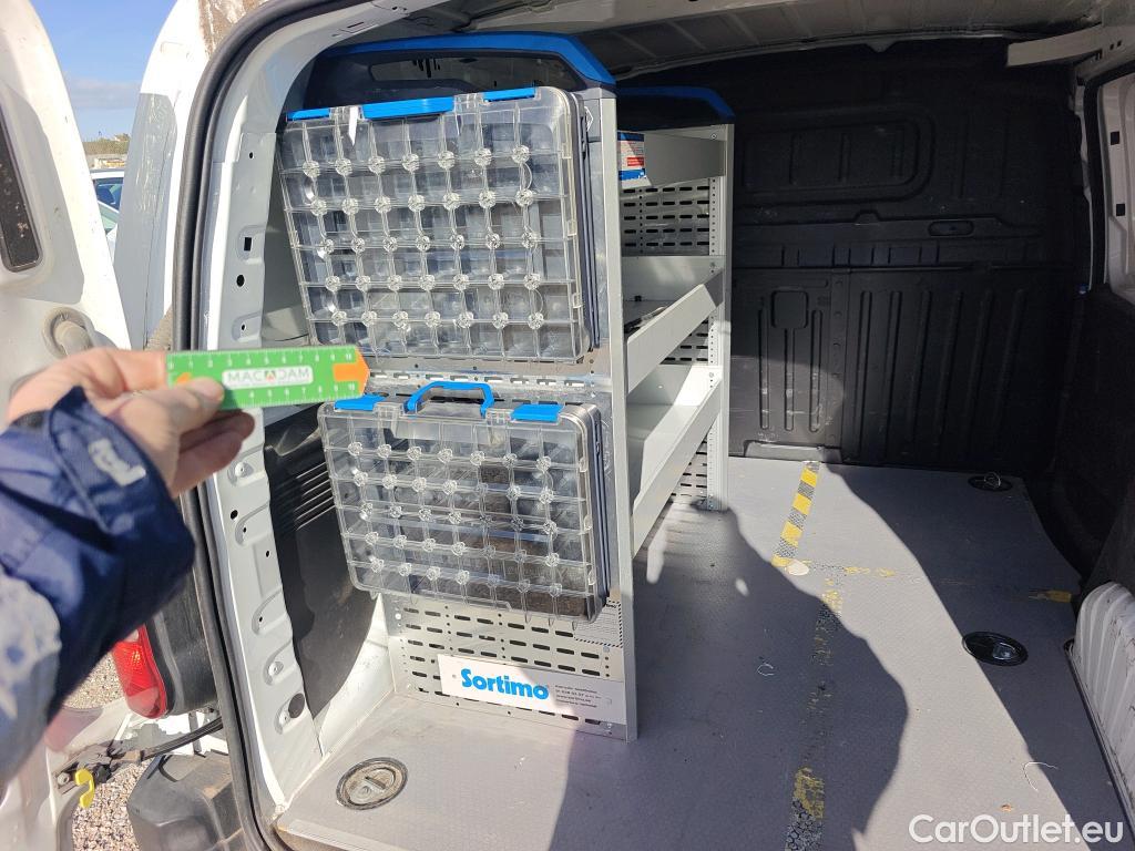  Opel  Combo OPEL  / 2018 / 3P / furgón derivado de turismo 1.6 TD S/S 74kW (100CV) Express L H1 650 #28