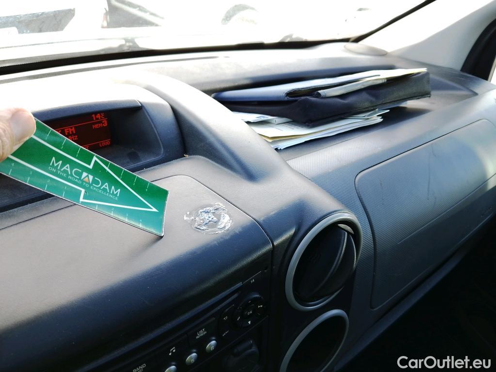  Peugeot  Partner PEUGEOT  / 2015 / 4P / combi TEPEE Access 1.6 BlueHDi 55KW (75CV) #21