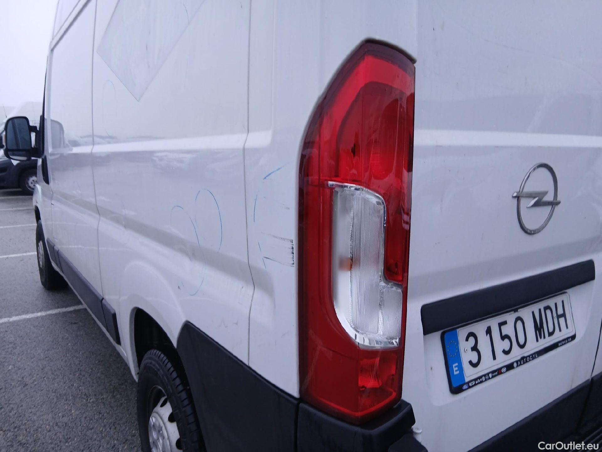  Opel  Movano OPEL  / 2021 / 4P / Furgón Base L2H2 3.5T 2.2 BHDi 103kW #13