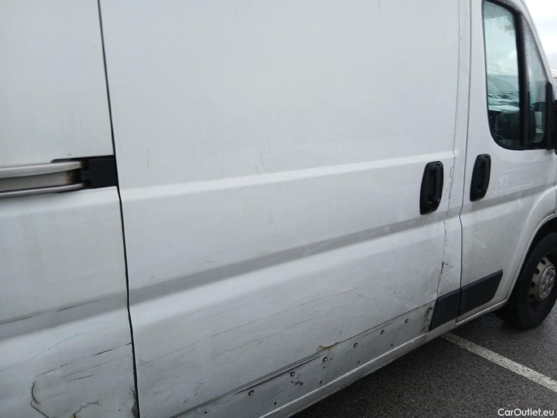  Peugeot  Boxer PEUGEOT  / 2014 / 4P / furgón Pack 335 L3 H2 BHDI 103kW (140CV) S&S #67