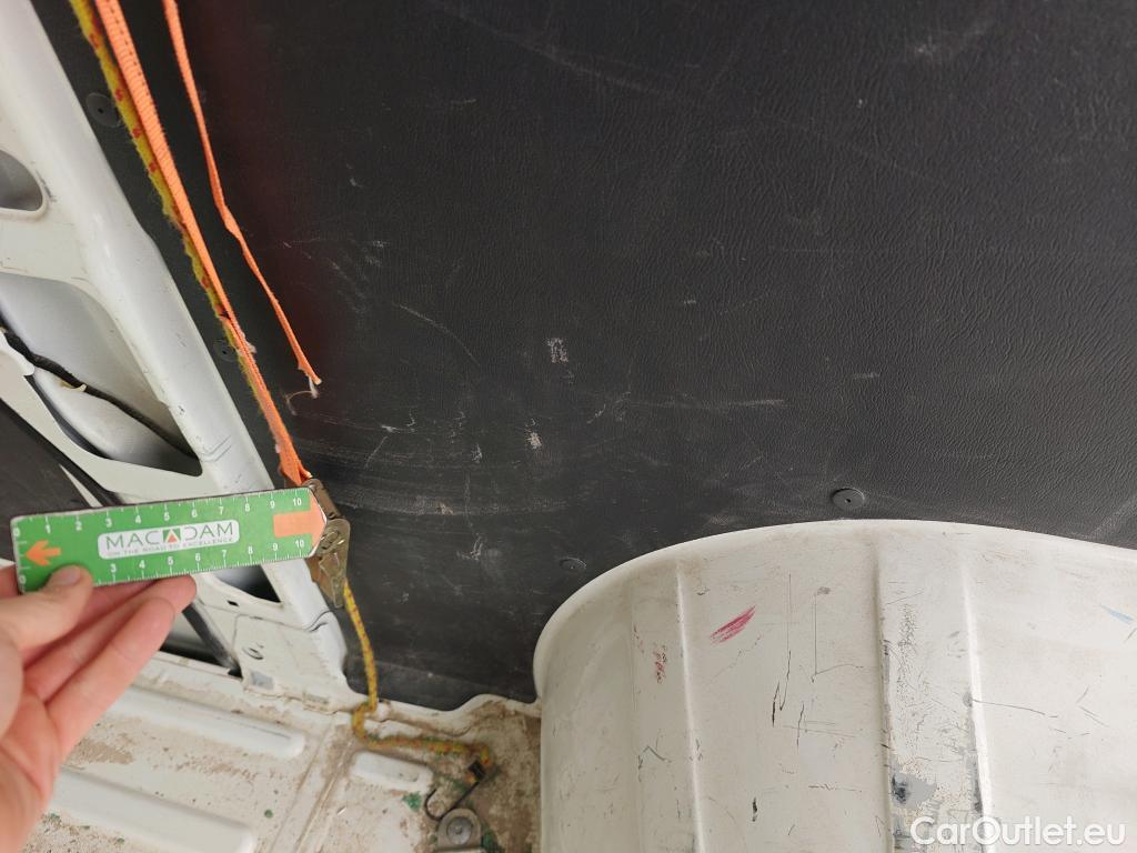  Peugeot  Boxer PEUGEOT  / 2014 / 4P / furgón 335 L2H2 BlueHDi 96KW (130CV) #36