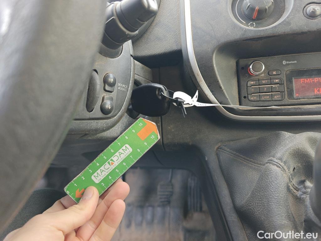  Renault  Kangoo RENAULT  FURGÓN VU 3p 2G furgón deriv Profesional 2014 dCi 75 Gen5 #15