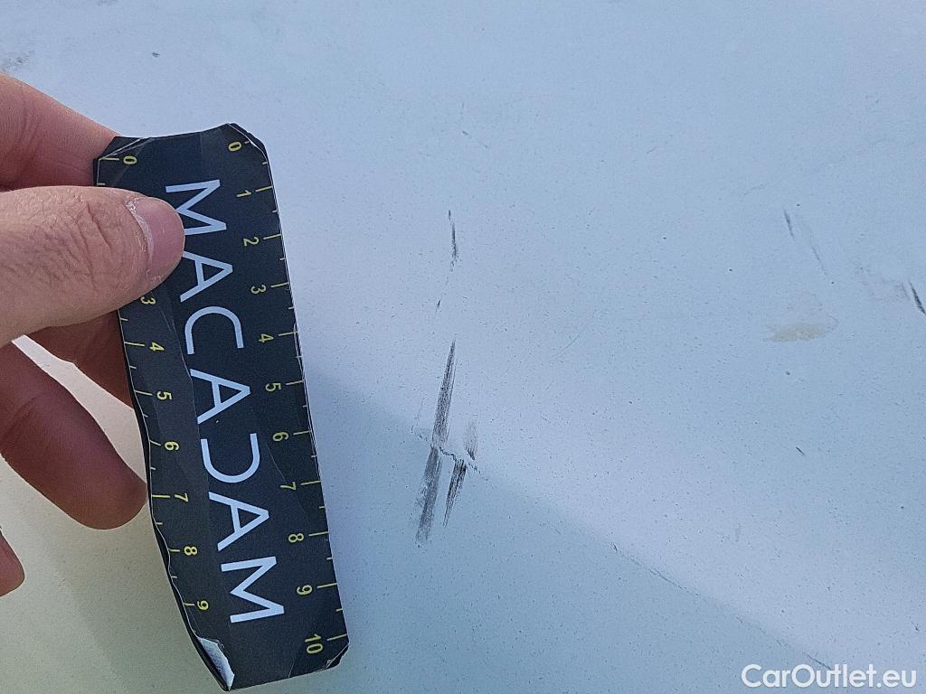  Peugeot  Partner PEUGEOT  / 2018 / 3P / furgón derivado de turismo Pro Standard 600kg BlueHDi 73kW (AC) #24