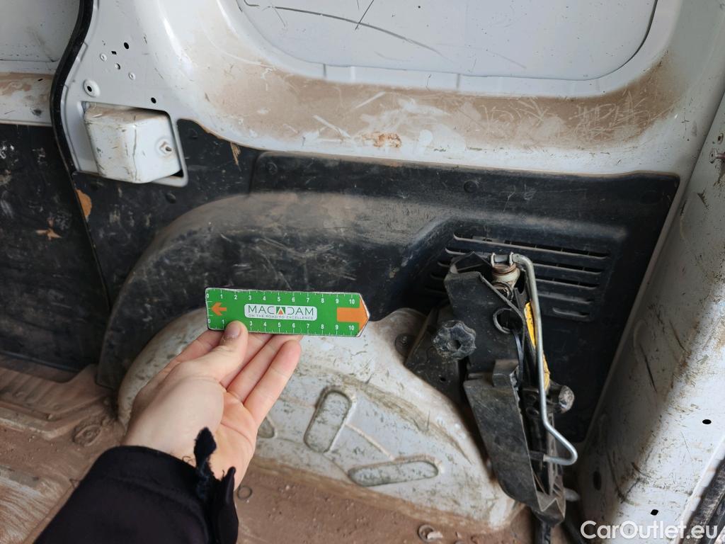  Renault  Kangoo RENAULT  FURGÓN VU 3p 2G furgón deriv Profesional 2014 dCi 75 Gen5 #16