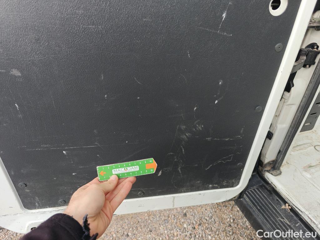  Peugeot  Boxer PEUGEOT  / 2014 / 4P / furgón 335 L2H2 BlueHDi 96KW (130CV) #38