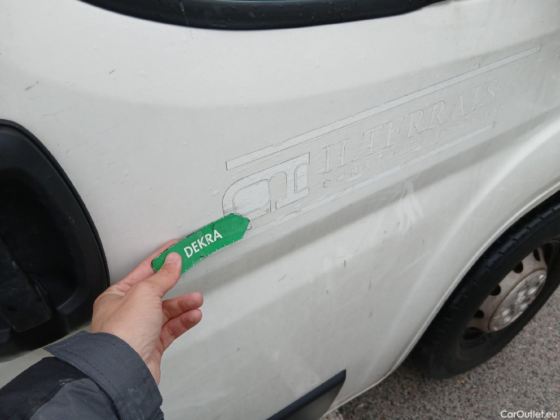  Peugeot  Boxer PEUGEOT  / 2014 / 4P / furgón Pack 335 L3 H2 BHDI 103kW (140CV) S&S #76