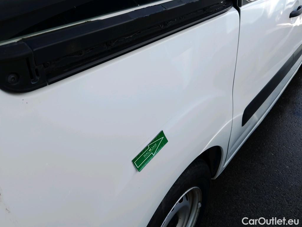  Peugeot  Partner PEUGEOT  / 2015 / 4P / combi TEPEE Access 1.6 BlueHDi 55KW (75CV) #5