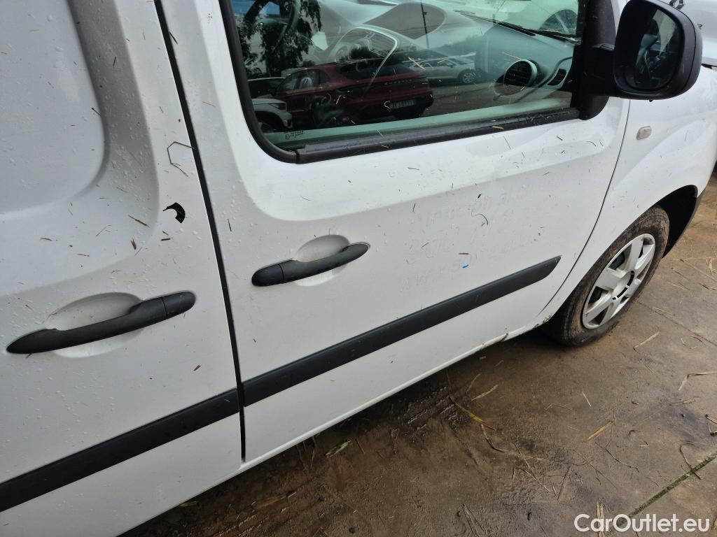  Nissan  NV200 NISSAN NV250 / 2019 / 4P / furgón 2pl 1.5dCi 70 kW (95CV) L1H1 ÓPTIMA #15