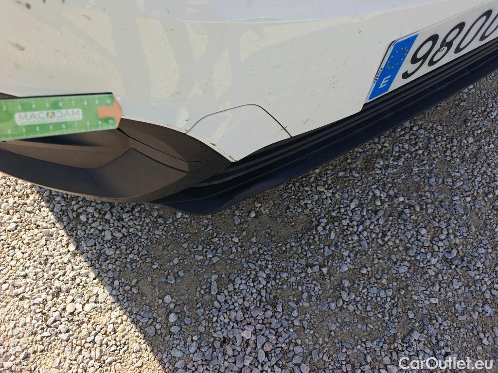  Opel  Combo OPEL  / 2018 / 3P / furgón derivado de turismo 1.6 TD S/S 74kW (100CV) Express L H1 650 #19