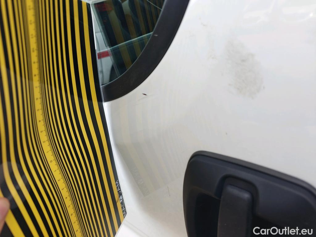  Peugeot  Boxer PEUGEOT  / 2014 / 4P / furgón 335 L2H2 BlueHDi 96KW (130CV) #43