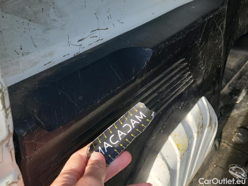  Peugeot  Partner PEUGEOT  / 2018 / 3P / furgón derivado de turismo Pro Standard 600kg BlueHDi 73kW (AC) #39