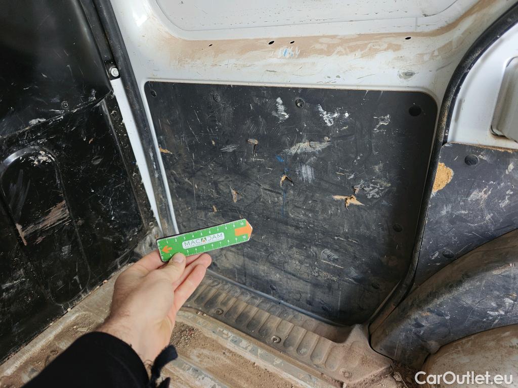  Renault  Kangoo RENAULT  FURGÓN VU 3p 2G furgón deriv Profesional 2014 dCi 75 Gen5 #27