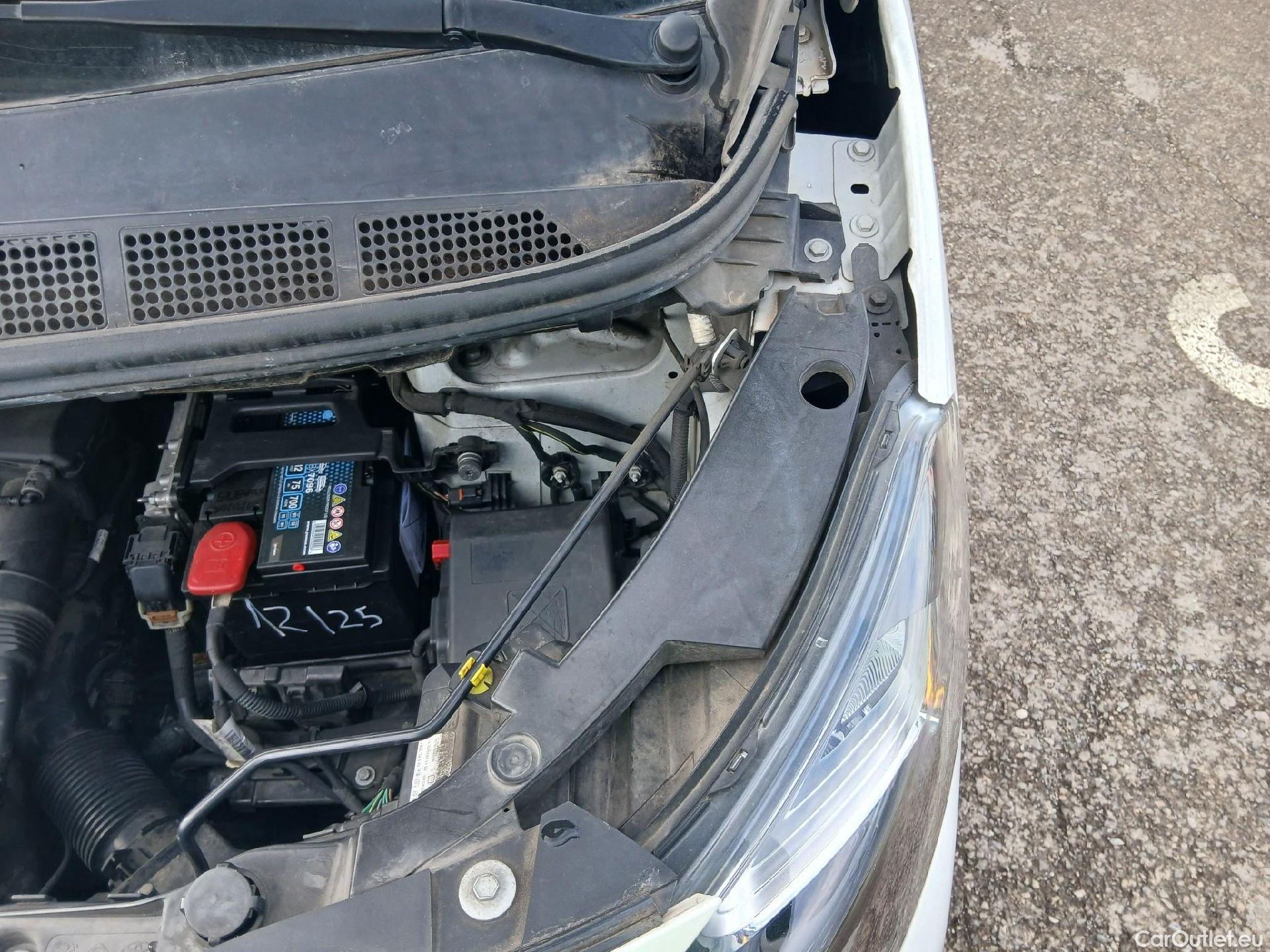  Opel  Vivaro OPEL  / 2019 / 4P / furgón 1.5 Diésel 88kW (120CV) M Std Select #7