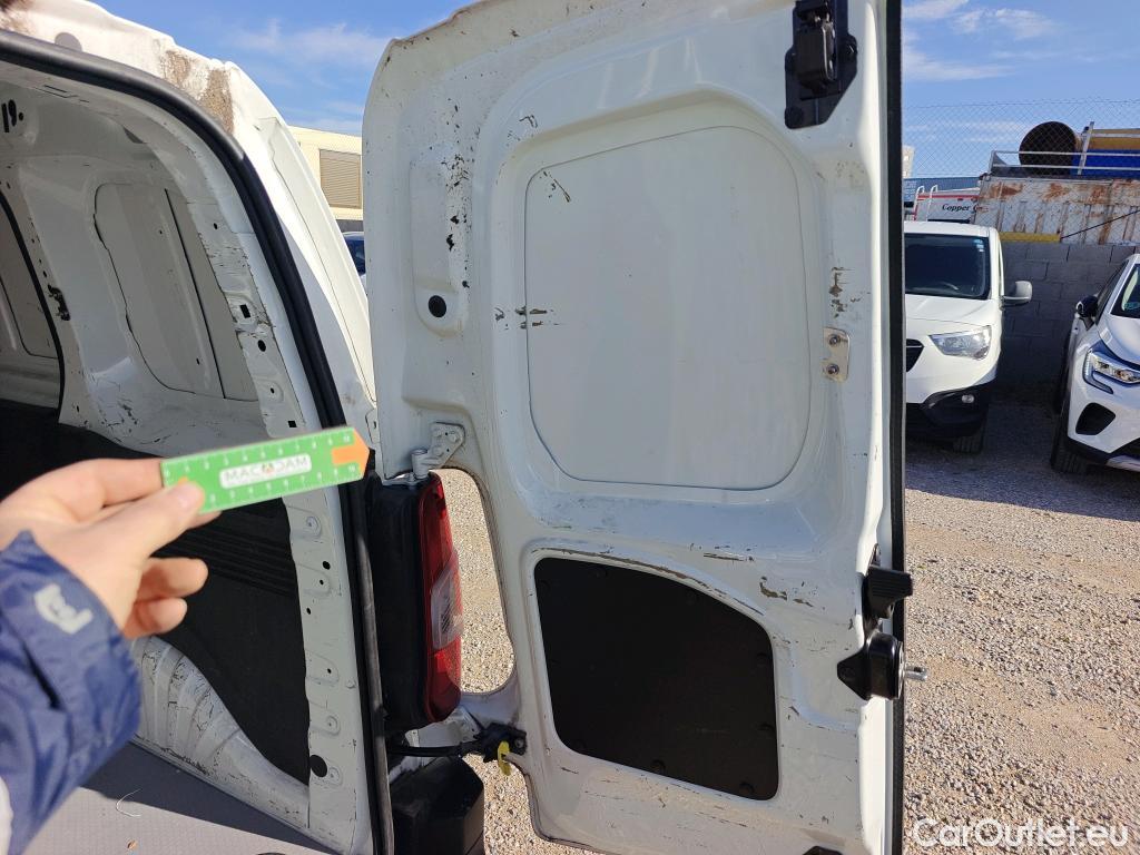  Opel  Combo OPEL  / 2018 / 3P / furgón derivado de turismo 1.6 TD S/S 74kW (100CV) Express L H1 650 #13