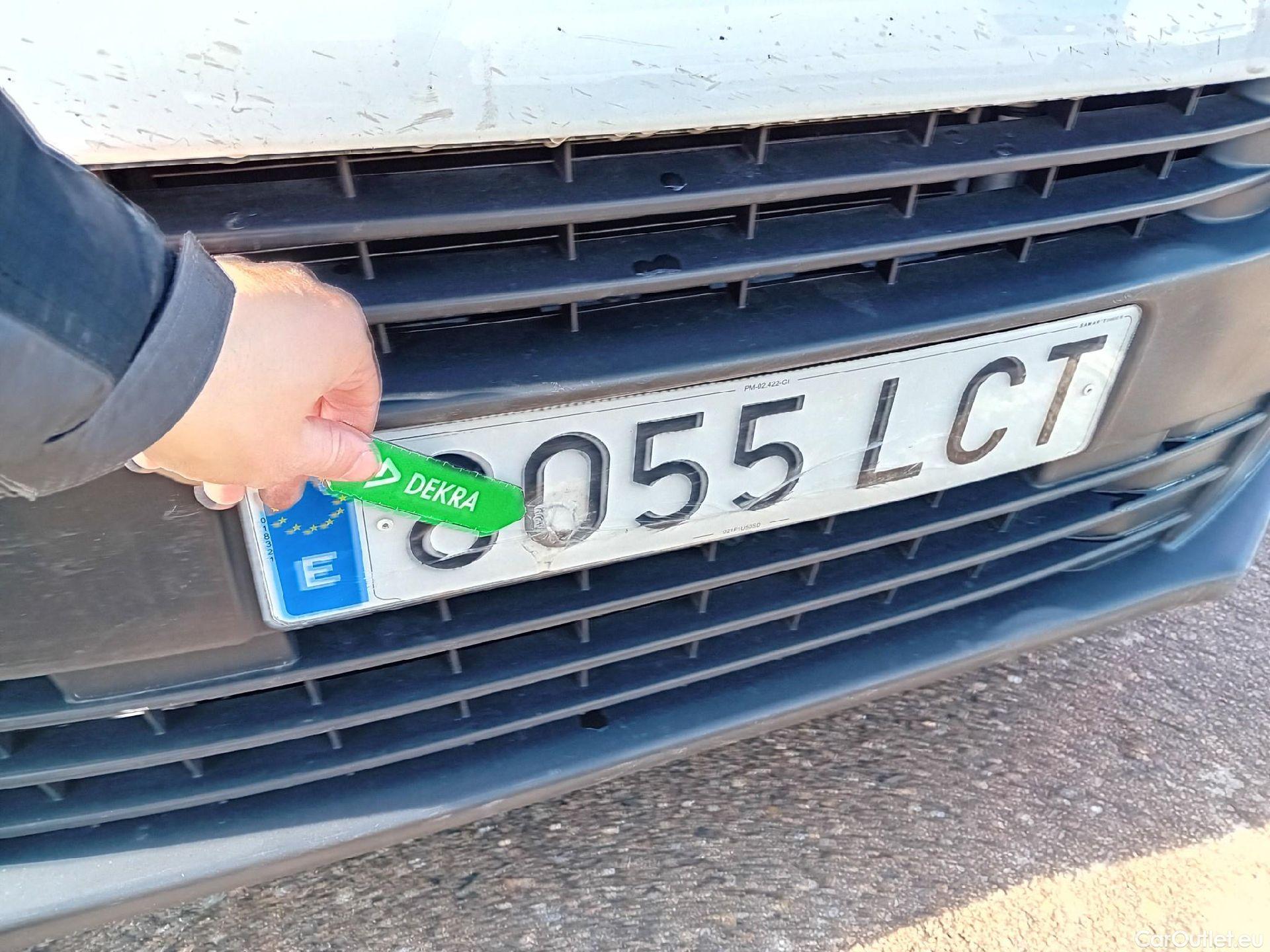  Peugeot  Expert PEUGEOT  / 2016 / 4P / furgón Furgón Pro 2.0 BlueHDi 120 S&S Standard (CX) #4