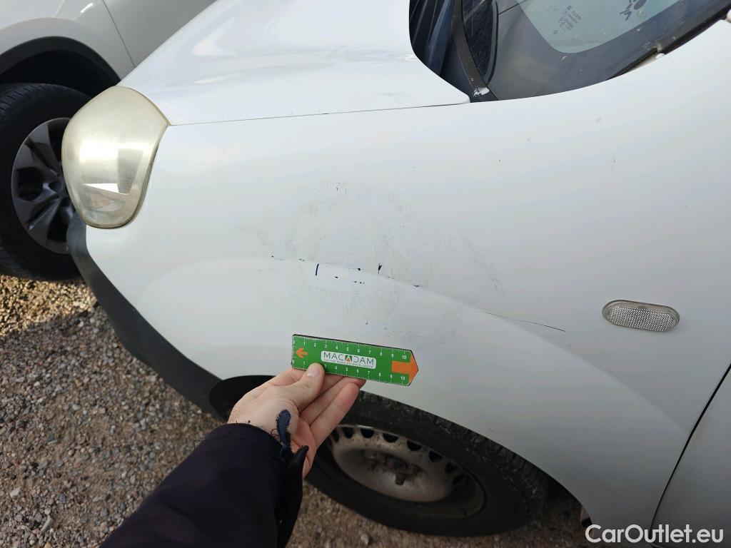  Renault  Kangoo RENAULT  FURGÓN VU 3p 2G furgón deriv Profesional 2014 dCi 75 Gen5 #102