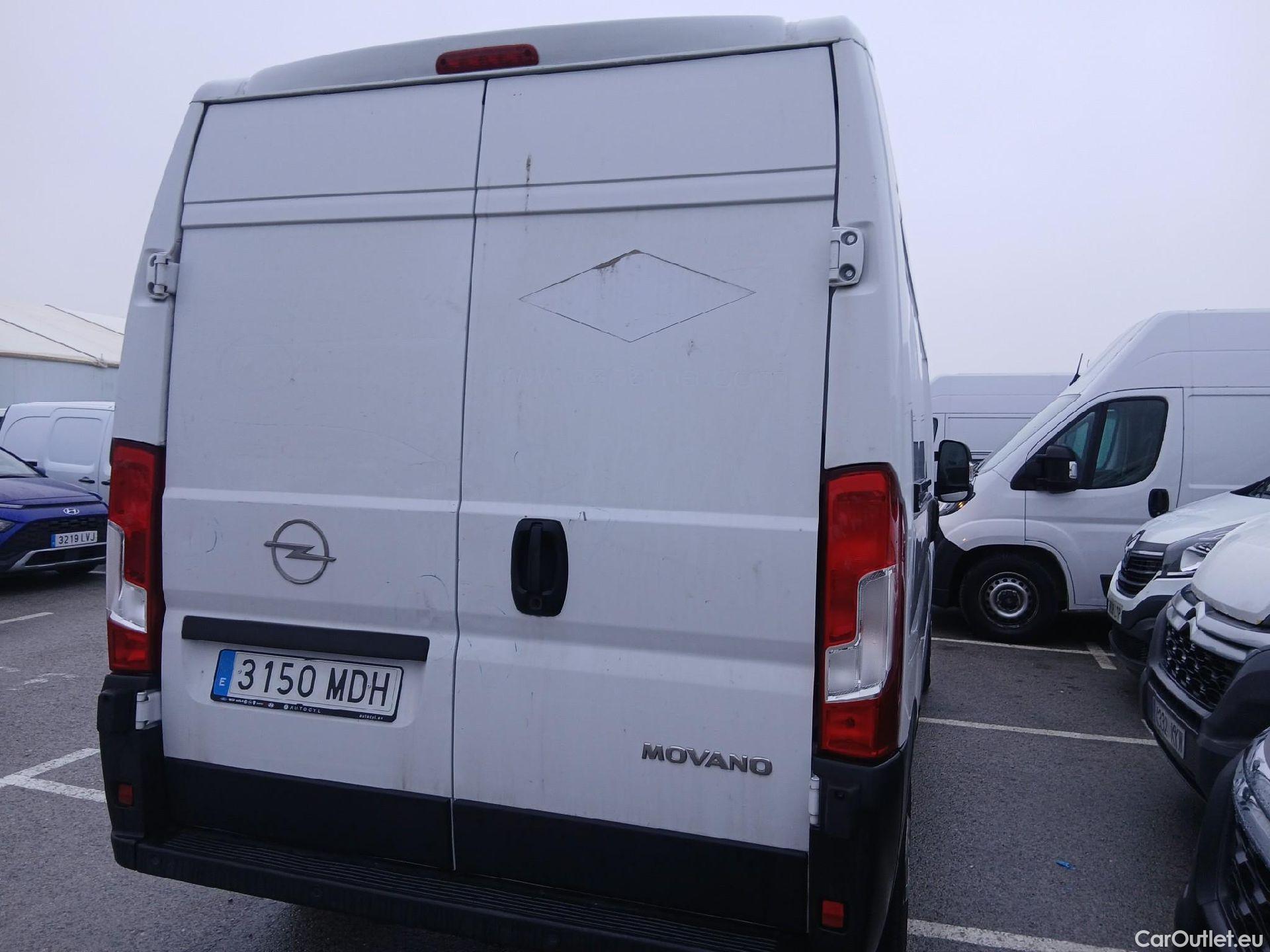  Opel  Movano OPEL  / 2021 / 4P / Furgón Base L2H2 3.5T 2.2 BHDi 103kW #19