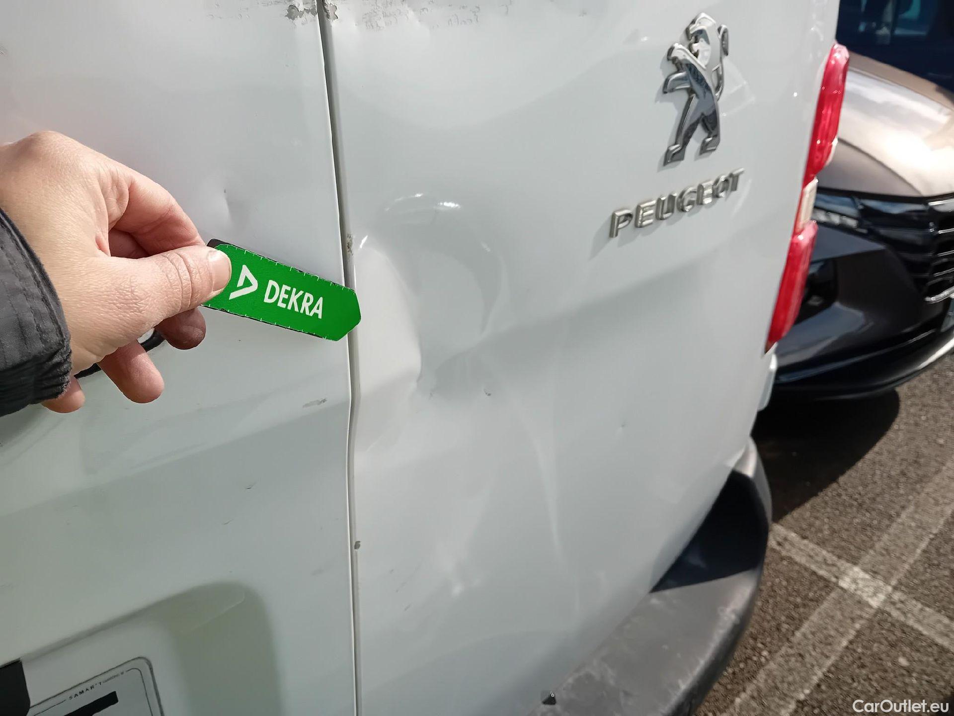  Peugeot  Expert PEUGEOT  / 2016 / 4P / furgón Furgón Pro 2.0 BlueHDi 120 S&S Standard (CX) #23