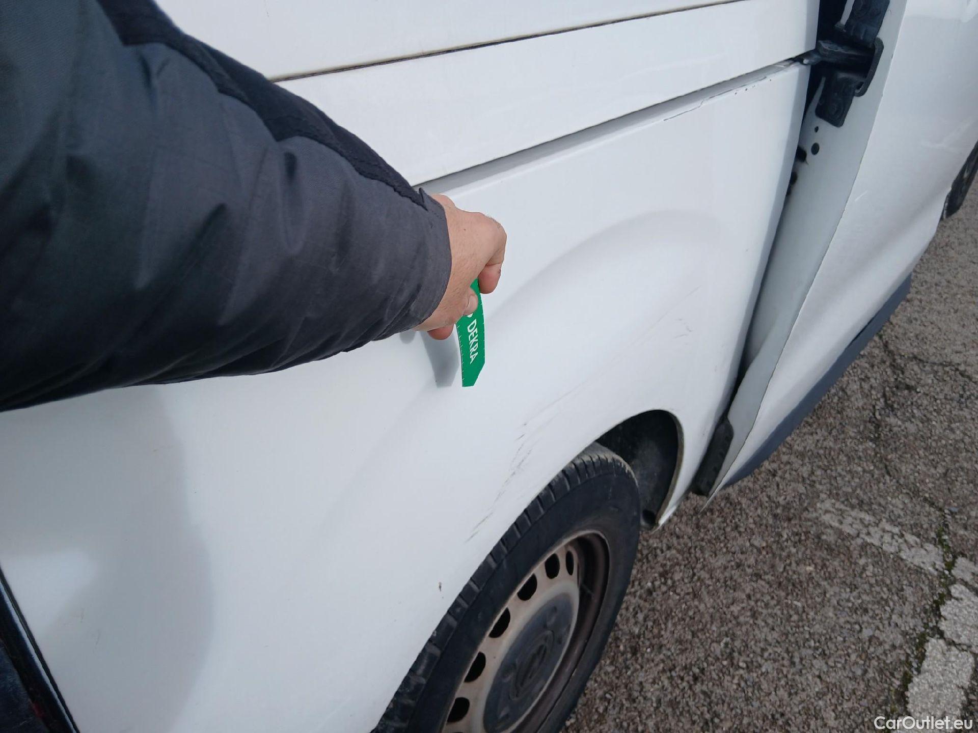  Opel  Vivaro OPEL  / 2019 / 4P / furgón 1.5 Diésel 88kW (120CV) M Std Select #40