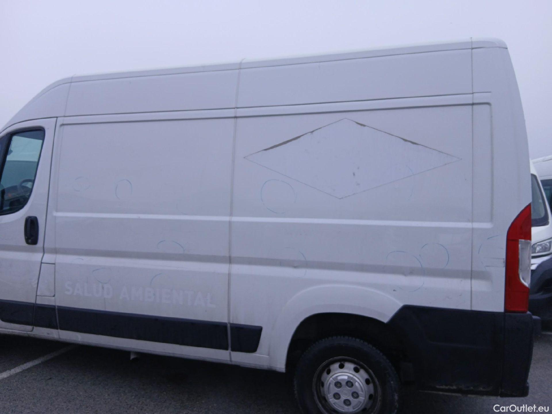  Opel  Movano OPEL  / 2021 / 4P / Furgón Base L2H2 3.5T 2.2 BHDi 103kW #9