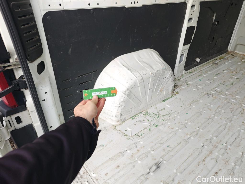  Peugeot  Boxer PEUGEOT  / 2014 / 4P / furgón 335 L2H2 BlueHDi 96KW (130CV) #23