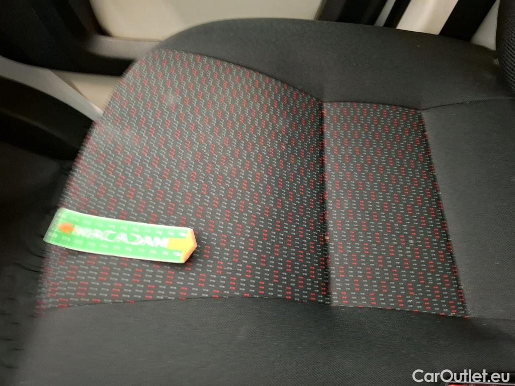  Citroen  Jumper CITROEN  VU 4p Fourgon 33 L1H1 BlueHDi 110 BVM6 Club #25