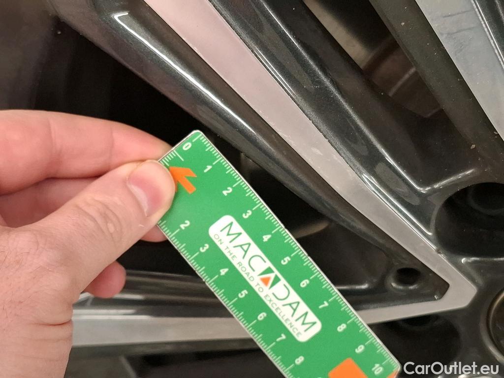  Bmw  Serie 1 BMW Série 1 / 2019 / 5P / Berline 116i DKG7 Business Design #22