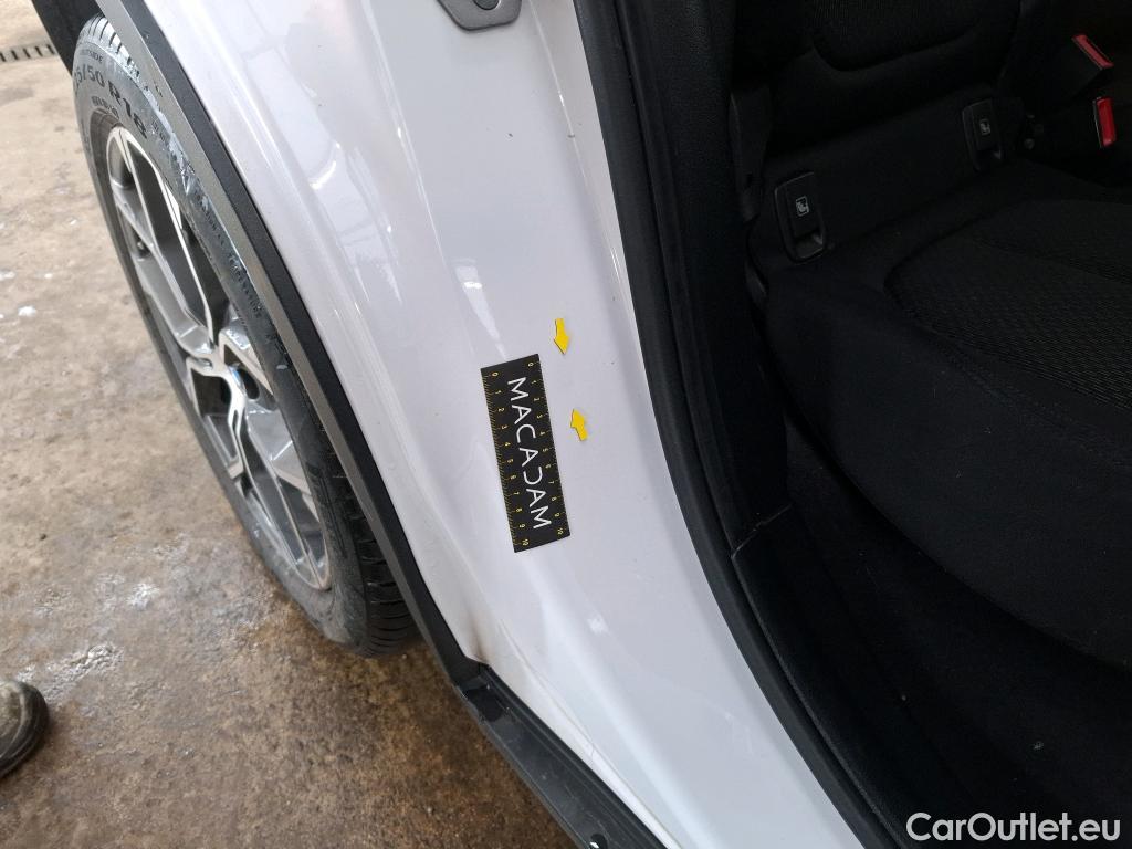  Bmw  X2 BMW  / 2017 / 5P / SUV sDrive18i Business DesignDKG7 #1