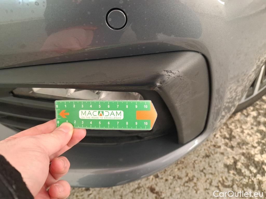  Bmw  Serie 1 BMW Série 1 / 2019 / 5P / Berline 116i DKG7 Business Design #16