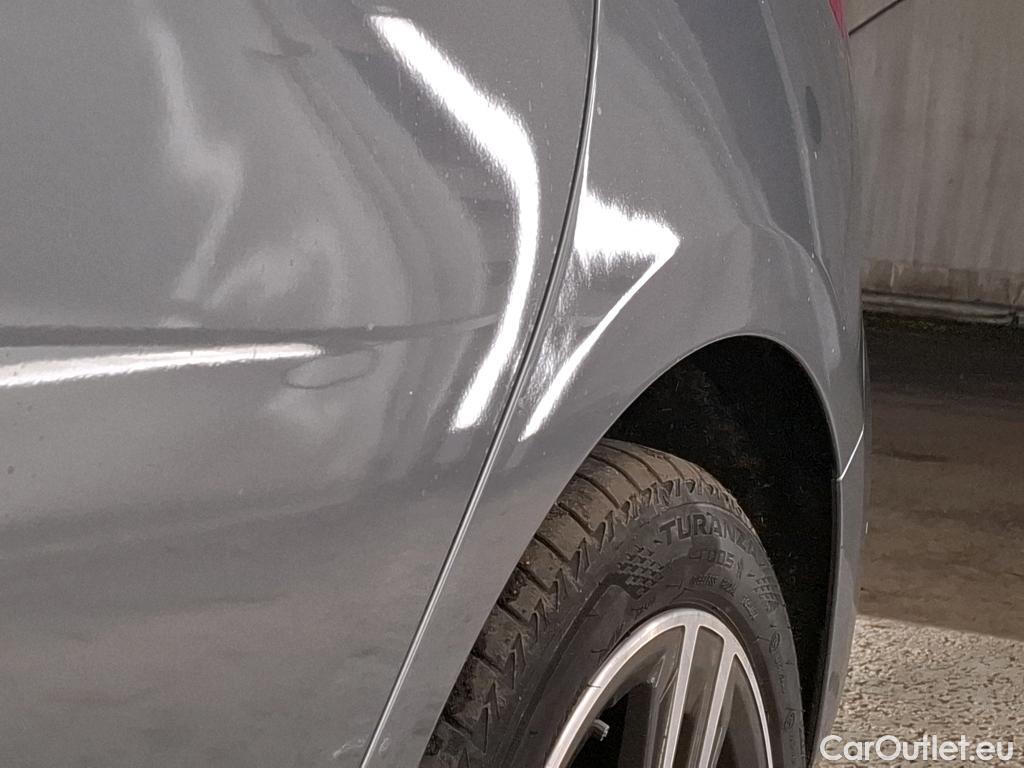  Bmw  Serie 1 BMW Série 1 / 2019 / 5P / Berline 116i DKG7 Business Design #5