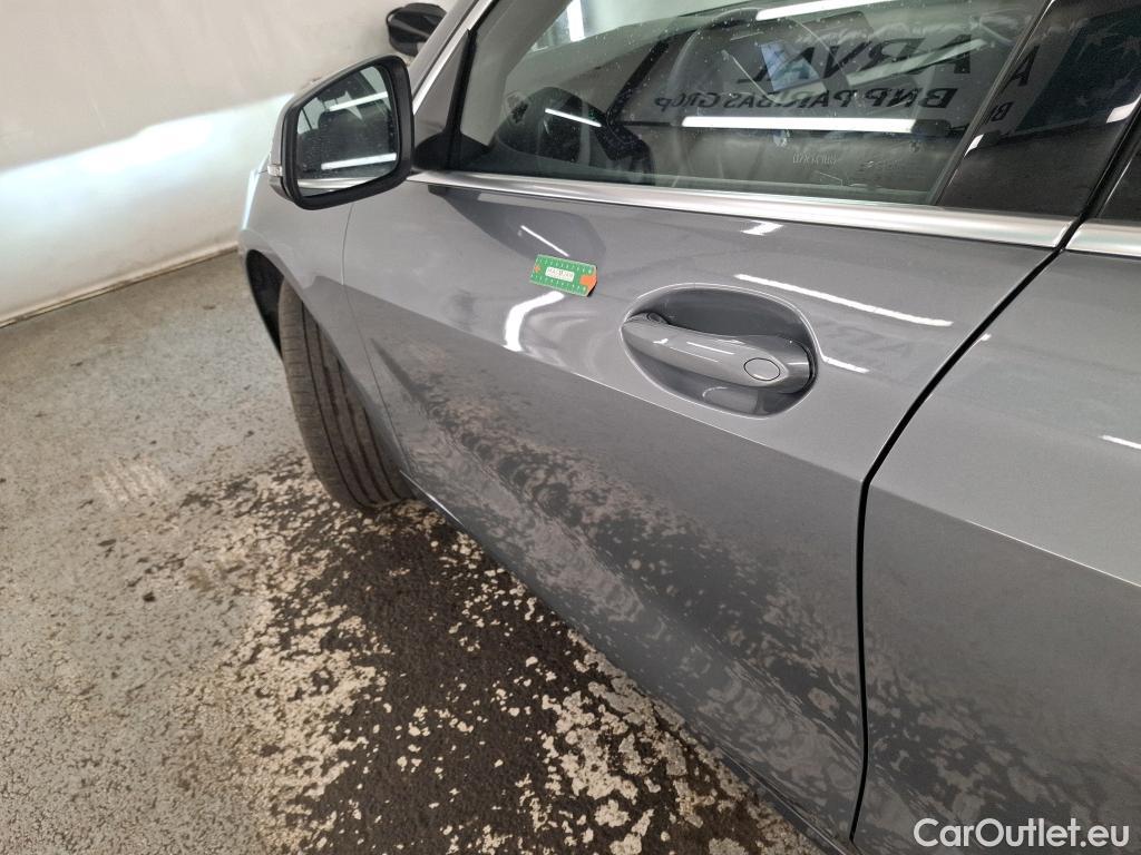  Bmw  Serie 1 BMW Série 1 / 2019 / 5P / Berline 116i DKG7 Business Design #6