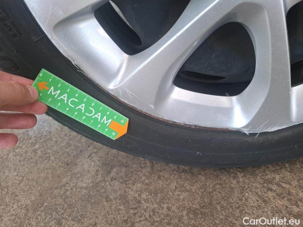  Citroen  C3  Feel Business 1.2 PureTech 80CV BVM5 E6d #46