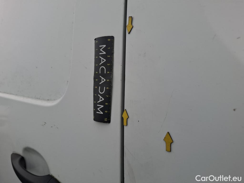  Citroen  Jumpy  Fourgon Business M (L2) 2.0 BlueHDi 120CV BVM6 E6 #10