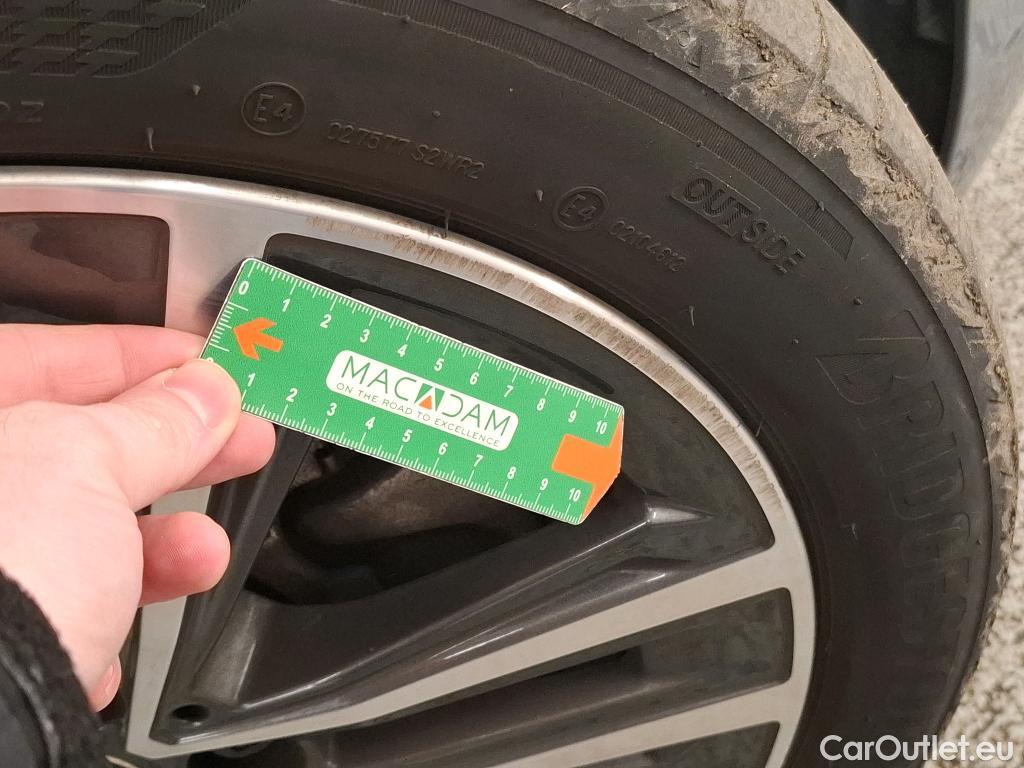  Bmw  Serie 1 BMW Série 1 / 2019 / 5P / Berline 116i DKG7 Business Design #25