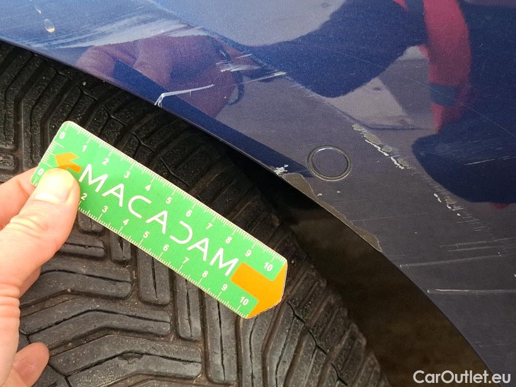  Bmw  Serie 2 BMW  Active Tourer / 2018 / 5P / monospace 225xe Business Design Auto #24